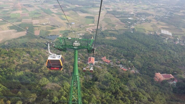 Vé Combo Đỉnh Chùa, Combo 2 tuyến Cáp Treo Núi Bà Đen Tây Ninh