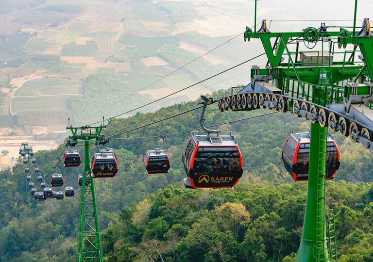 Alternative view of Vé Combo Cáp Đỉnh Vân Sơn - Chùa Hang + Buffet (Combo 3 in 1)
